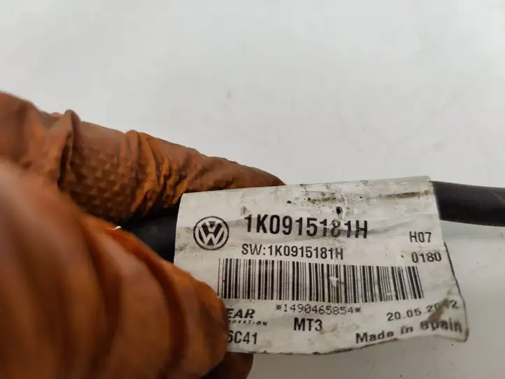 Volkswagen Caddy (2010 - 2015) 1K0915181H Минусовой провод аккумулятора — фото 4