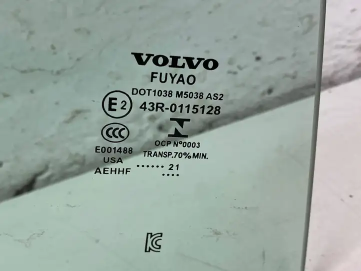 Volvo S60 (2018 - ) E001488 Стекло задней двери — фото 5