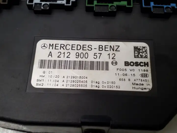 Mercedes-Benz C W204 (2007 - 2014) A2129005712 Блок предохранителей — фото 2
