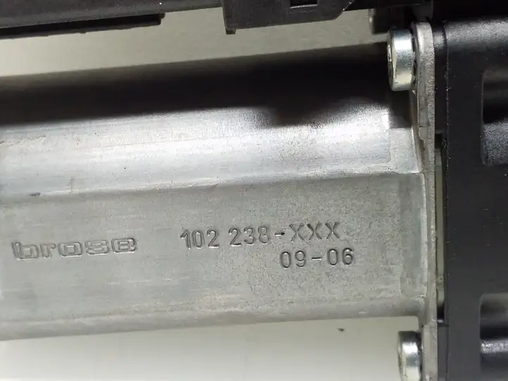 Seat Exeo (3R) (2008 - 2013) 8E0959802E Стеклоподъемник задней двери — фото 5