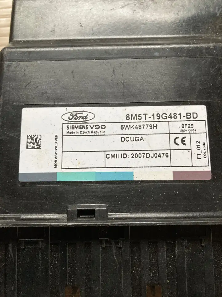 Ford Kuga I (2008 - 2012) 3M6T19G481BD Модуль комфорта — фото 2