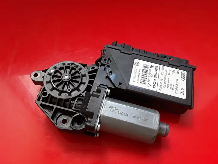 Seat Exeo (3R) (2008 - 2013) 8E0959801E Стеклоподъемник задней двери — фото 1