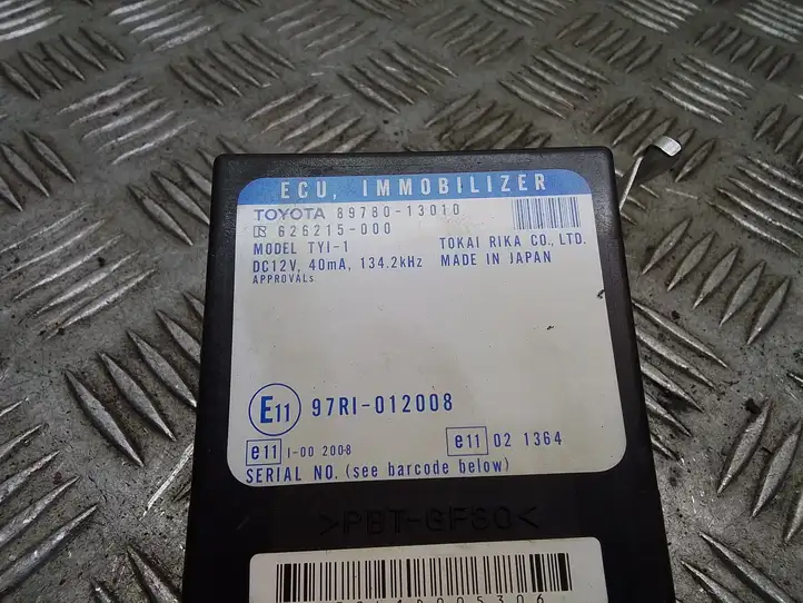 Toyota Corolla Verso E121 (2001 - 2004) 8978013010 Блок иммобилайзера — фото 2
