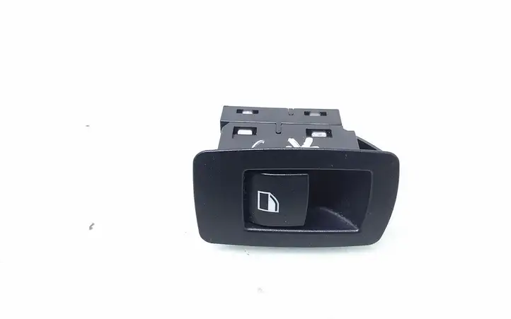 BMW 1 F20 F21 (2011 - 2019) 9208106 Блок кнопок стеклоподъемников — фото 1