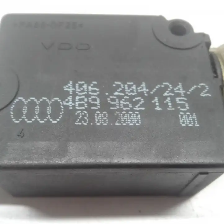 Audi A6 Allroad C5 (2000 - 2006) 4B9962115 Актуатор замка задней двери — фото 2