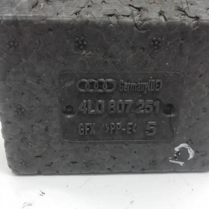 Audi Q7 4L (2005 - 2009) 4L0807251 Абсорбер заднего бампера — фото 3