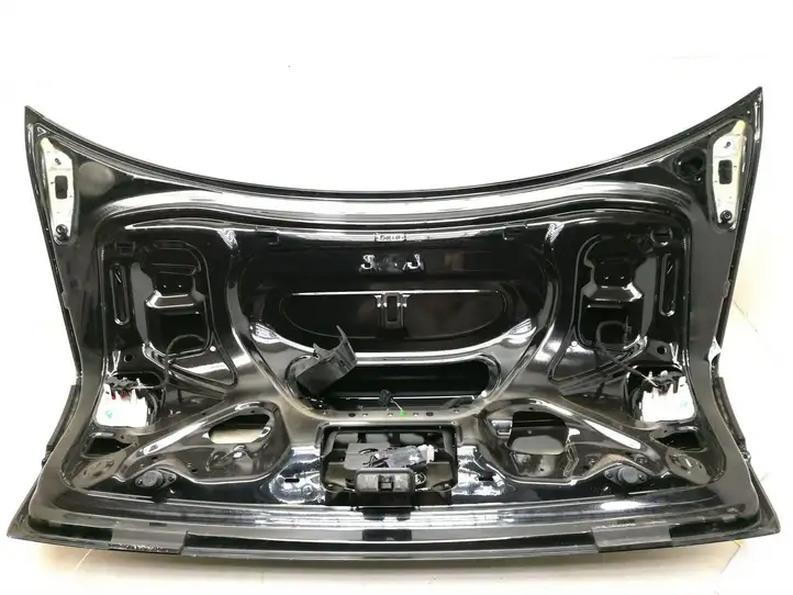 Audi A4 S4 B7 8E 8H (2004 - 2009) Крышка багажника — фото 5