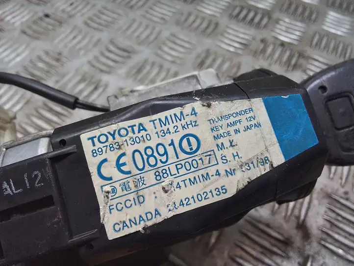 Toyota Corolla Verso E121 (2001 - 2004) 8978313010 Замок зажигания — фото 2