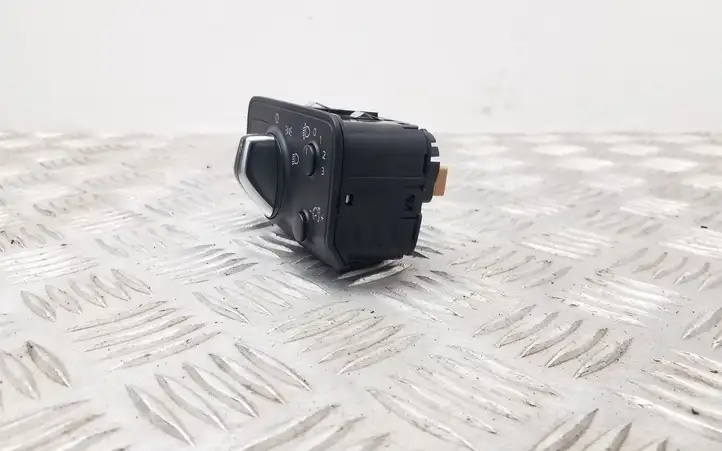 Audi A3/S3 8V (2012 - 2016) 8V0941531AG Включатель фонарей — фото 4