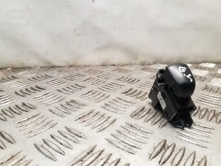 Nissan Juke I F15 (2010 - 2018) 254111KL0A Блок кнопок стеклоподъемников — фото 1