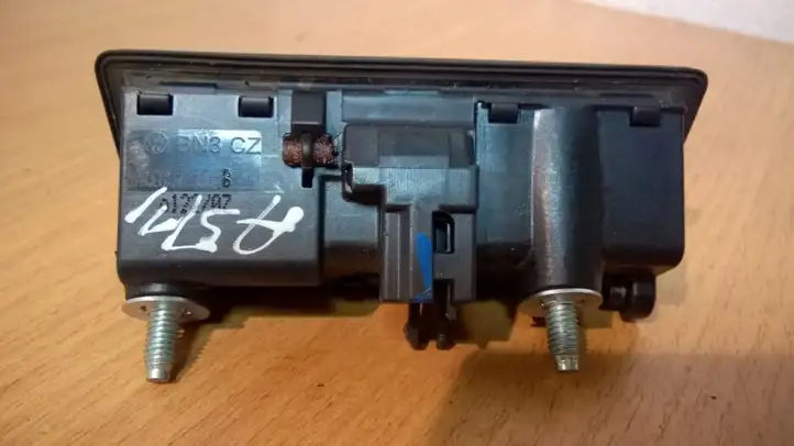 Audi A5 8T 8F (2007 - 2011) 5N0827566B Ручка крышки багажника — фото 2