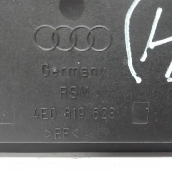 Audi A8 S8 D3 4E (2005 - 2007) RE4E0819623 Вентиляционная решетка кузова — фото 3