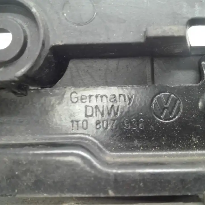 Volkswagen Touran I (2003 - 2010) 1T0807936 Кронштейн заднего бампера — фото 5