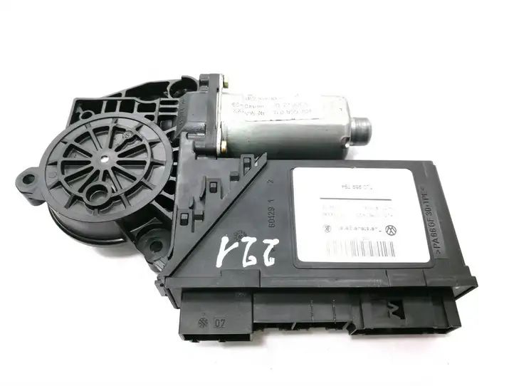 Volkswagen Touareg I (2002 - 2010) 7L0959794 Стеклоподъемник задней двери — фото 1