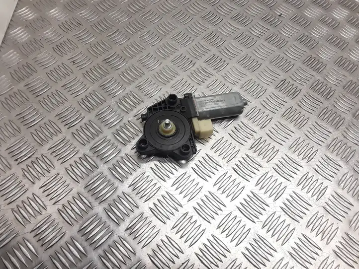 Mercedes-Benz C W203 (2000 - 2007)  A2038202942 Механизм подъема окон задней двери