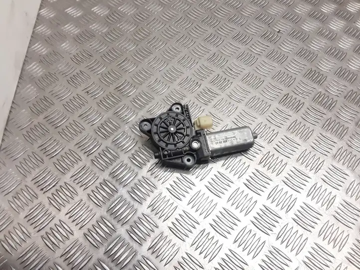 Mercedes-Benz C W203 (2000 - 2007)  A2038202942 Механизм подъема окон задней двери