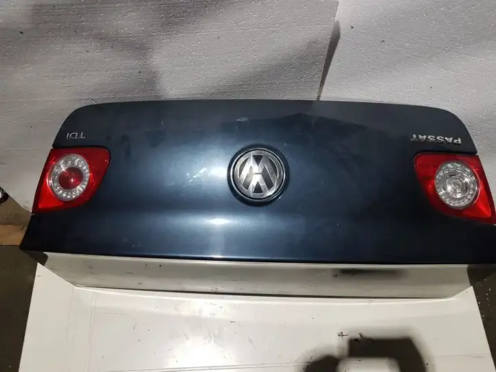 Volkswagen PASSAT B6 (2005 - 2010) Крышка багажника — фото 2