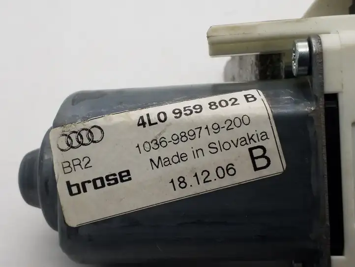 Audi Q7 4L (2005 - 2009) 4L0959802B Стеклоподъемник задней двери — фото 2