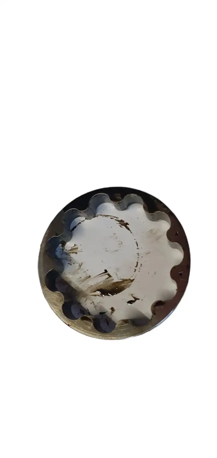 Toyota Auris 150 (2006 - 2012)   Другая деталь отсека двигателя