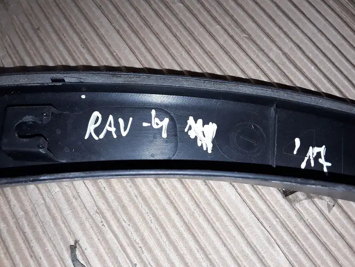 Toyota RAV 4 (XA40) (2012 - 2018) 7560242100 Накладка колесной арки — фото 3