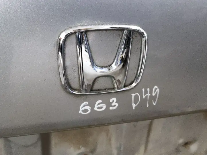 Honda Legend III KA9 (1996 - 2006) Крышка багажника — фото 3