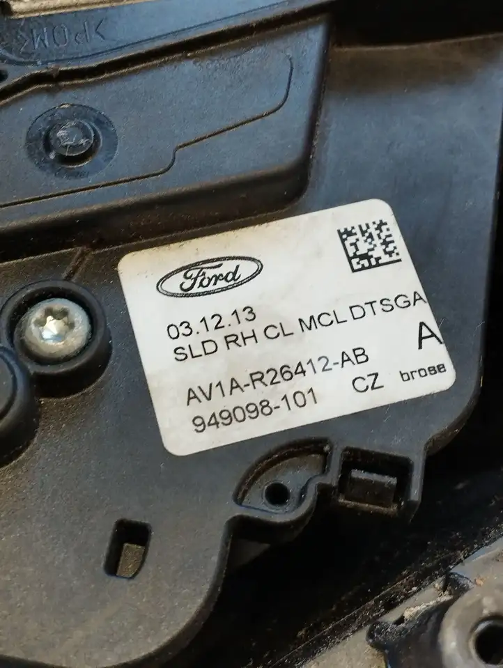 Ford B-MAX (2012 - 2018) AV1AR26412AB Замок задней двери — фото 6