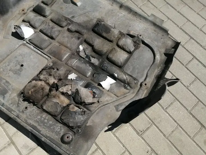 Volkswagen Multivan T5 (2003 - 2015) 7H0805687E Защита двигателя — фото 2