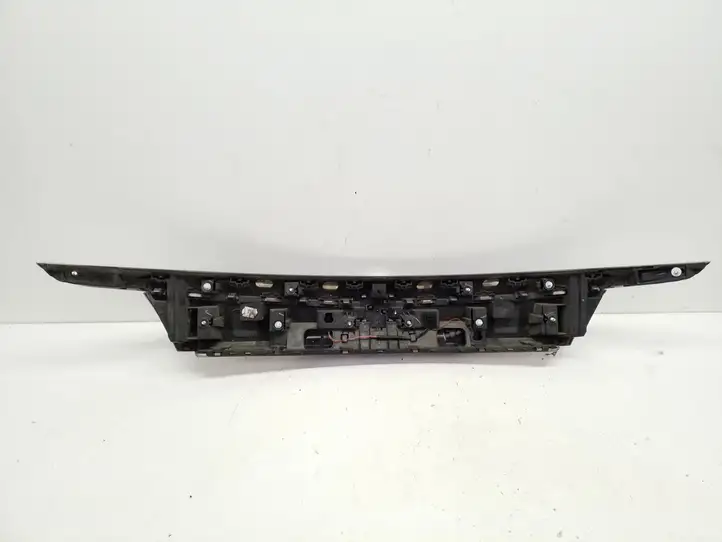 Opel Insignia A (2008 - 2017) 13272645 Подсветка номера — фото 3