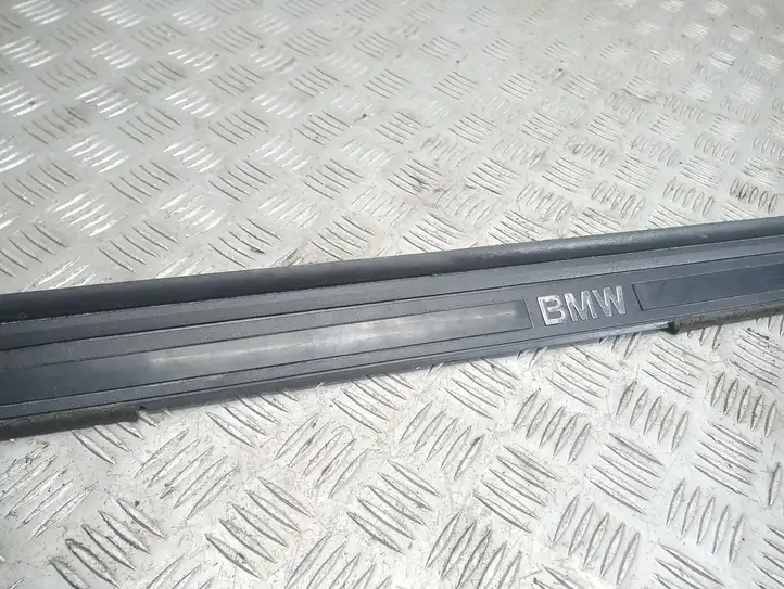 BMW 1 E81 E87 (2004 - 2011) 30HF546001 Внутренняя отделка переднего порога — фото 3