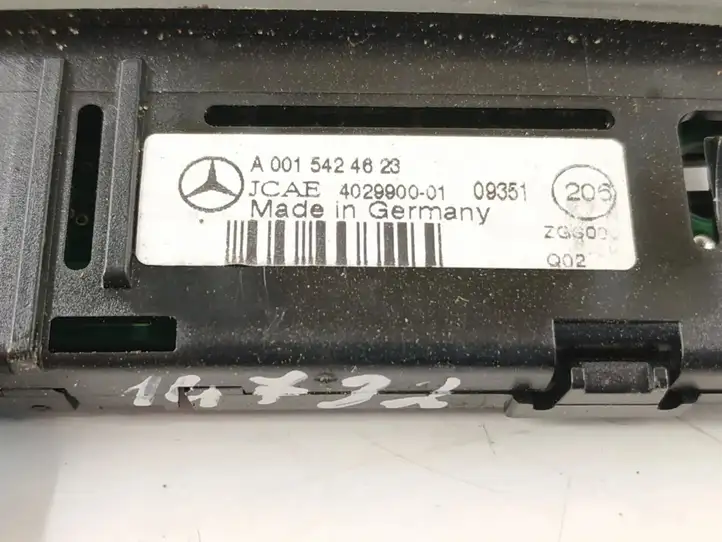 Mercedes-Benz E W212 (2009 - 2016) DALISID1473 Экран парктроника PDC — фото 3