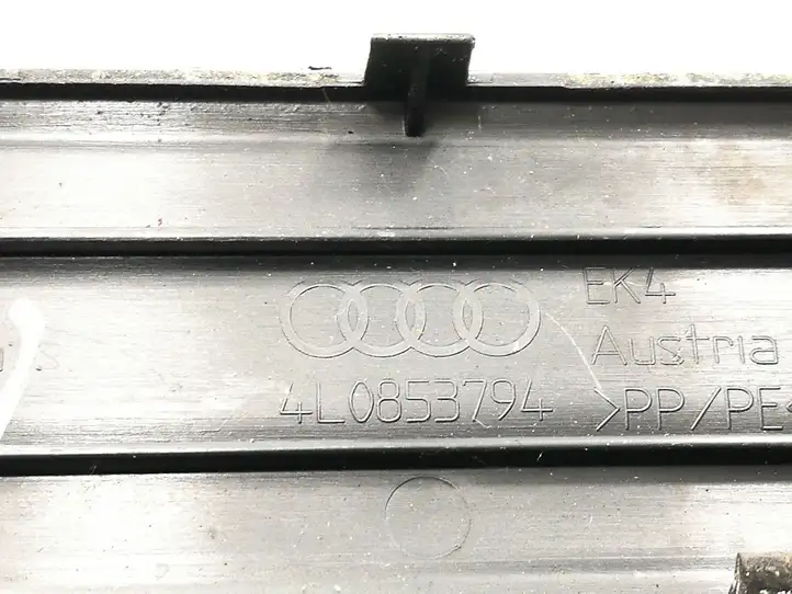 Audi Q7 4L (2005 - 2009) 4L0853794 Внутренняя отделка заднего порога — фото 4