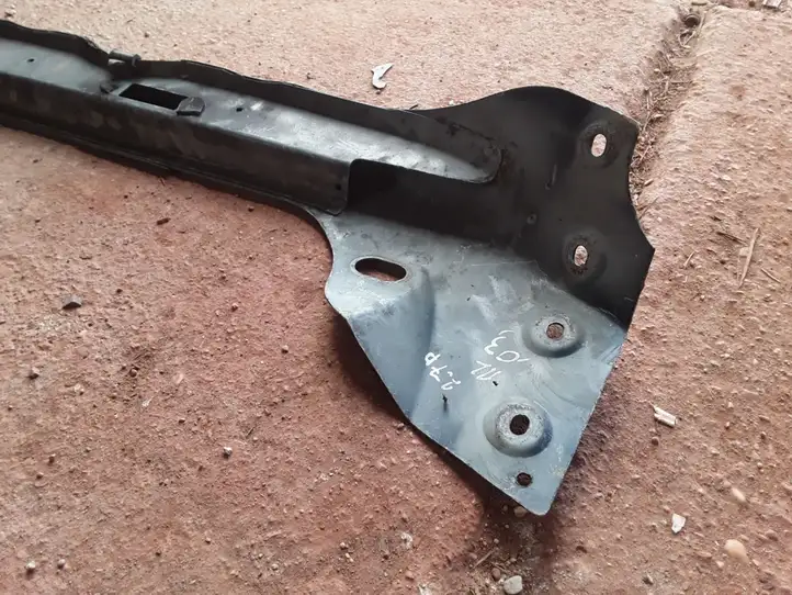 Mercedes-Benz ML W163 (1997 - 2005) Верхняя панель радиатора — фото 3