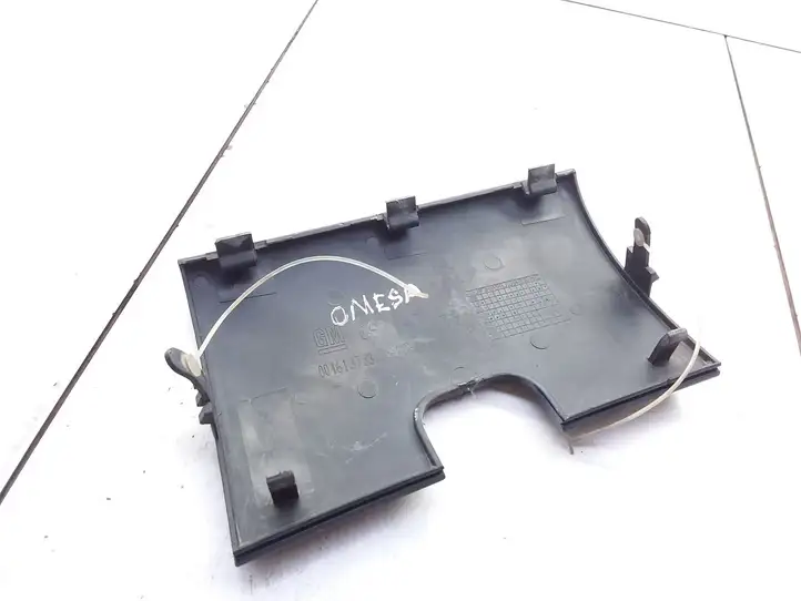Opel Omega B2 (1999 - 2004) 09147495 Заглушка буксировочной петли бампера — фото 3