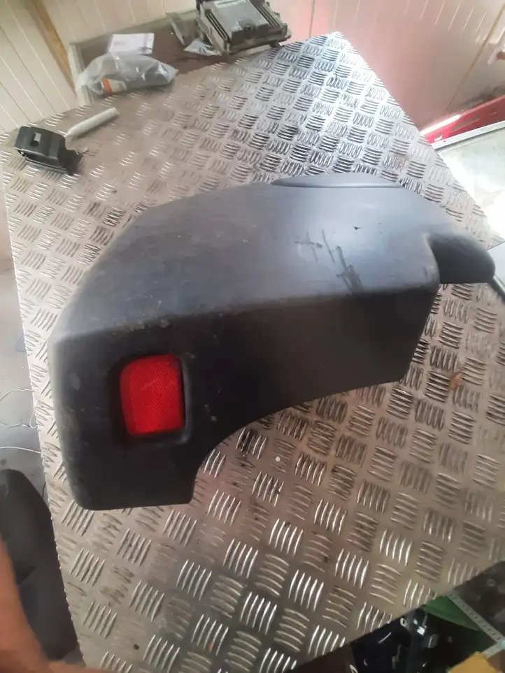 Renault Master III (2010 - )  851210001R Угловая часть заднего бампера