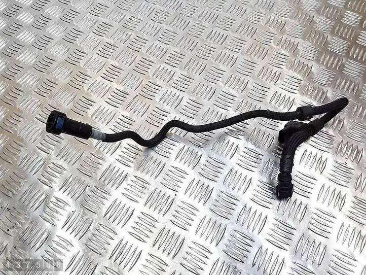 BMW 3 F30 F35 F31 (2012 - 2018) 857330501 Трубки и шланги — фото 2