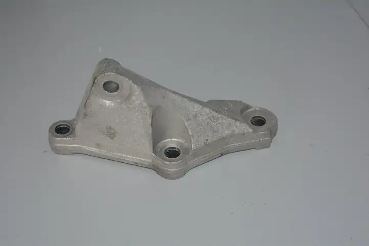 BMW 1 F20 F21 (2011 - 2019) 7810698 Кронштейн топливного насоса — фото 6