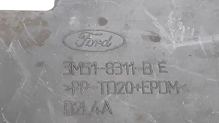 Ford Focus (2005 - 2008) 3M518311BE Дефлектор воздуха — фото 2