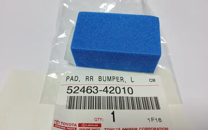 Toyota RAV 4 (XA50) (2018 - ) 5246342010 Крепление усилителя бампера — фото 1