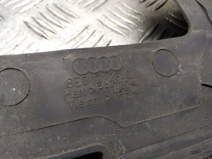 Audi A4 S4 B7 8E 8H (2004 - 2009) 8E01212840 Дефлектор воздуха — фото 3