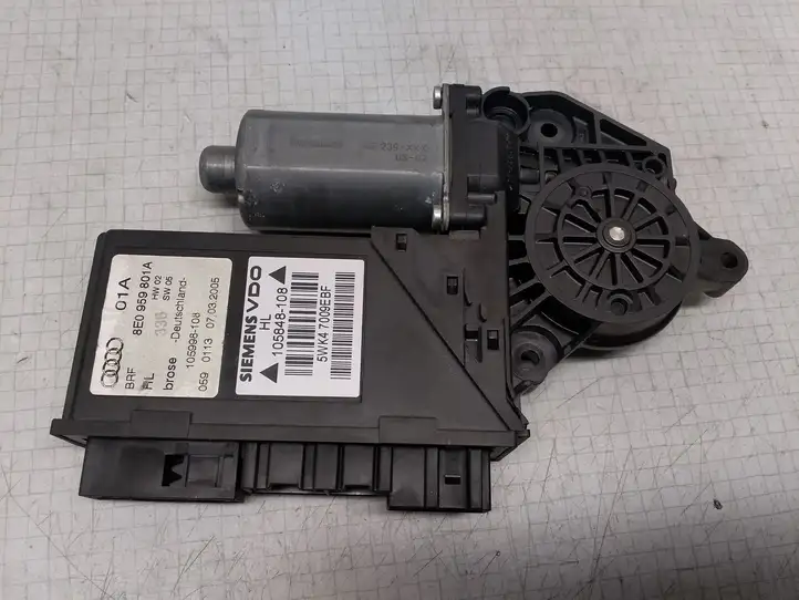 Audi A4 S4 B7 8E 8H (2004 - 2009) 0130821767 Стеклоподъемник задней двери — фото 1