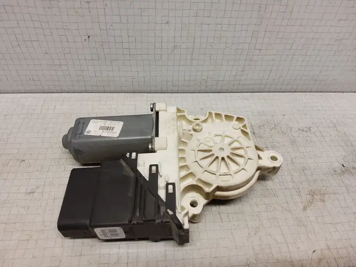 Volkswagen PASSAT B6 (2005 - 2010) 1K0959703F Стеклоподъемник задней двери — фото 2