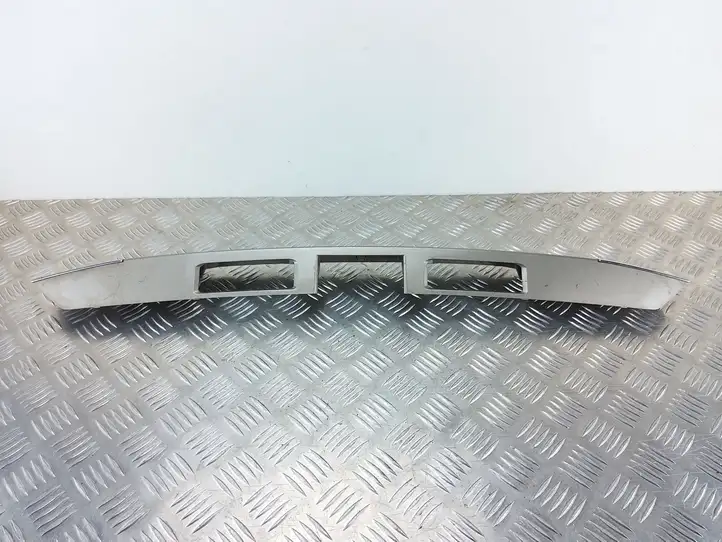 Citroen C3 Picasso (2010 - 2017) 9684450277 Подсветка номера — фото 4