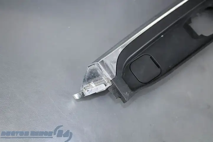 Mazda 6 (2012 - 2015) GHK150811 Подсветка номера — фото 8