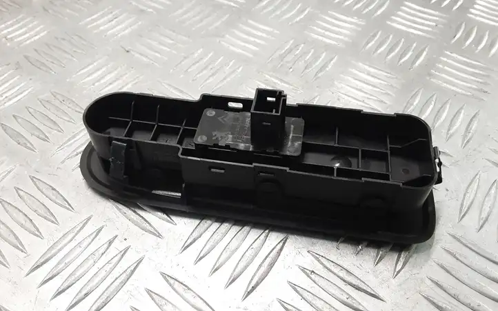 Citroen C5 (2008 - 2017) 96661102XT Кнопка стеклоподъемников — фото 4