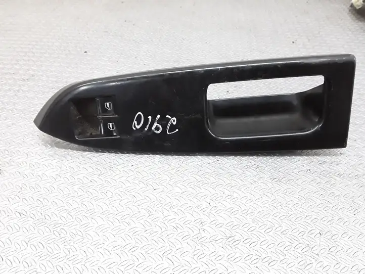 Volkswagen Touran I (2003 - 2010) 1T1867371E Блок кнопок стеклоподъемников — фото 1