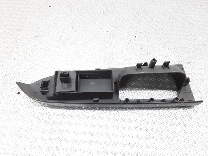 Volkswagen Touran I (2003 - 2010) 1T1867371E Блок кнопок стеклоподъемников — фото 2