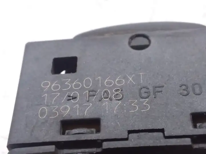 Peugeot 307 (2005 - 2008) 96360166XT Кнопка стеклоподъемников — фото 3