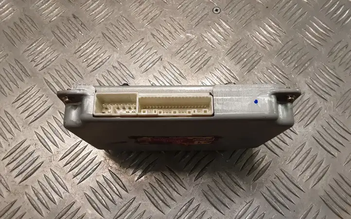 Toyota Corolla Verso E121 (2004 - 2007) 8679264010 Прочие блоки управления — фото 2