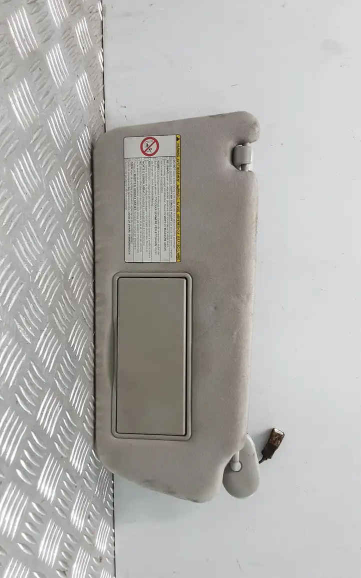 Toyota Corolla Verso E121 (2004 - 2007) Солнцезащитный козырек — фото 1
