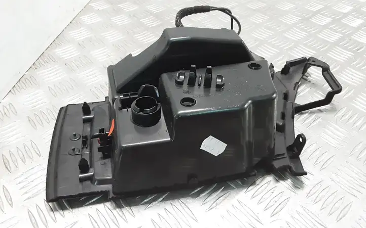 BMW 5 F10 F11 (2009 - 2016) 51169206731 Блок GSM — фото 4
